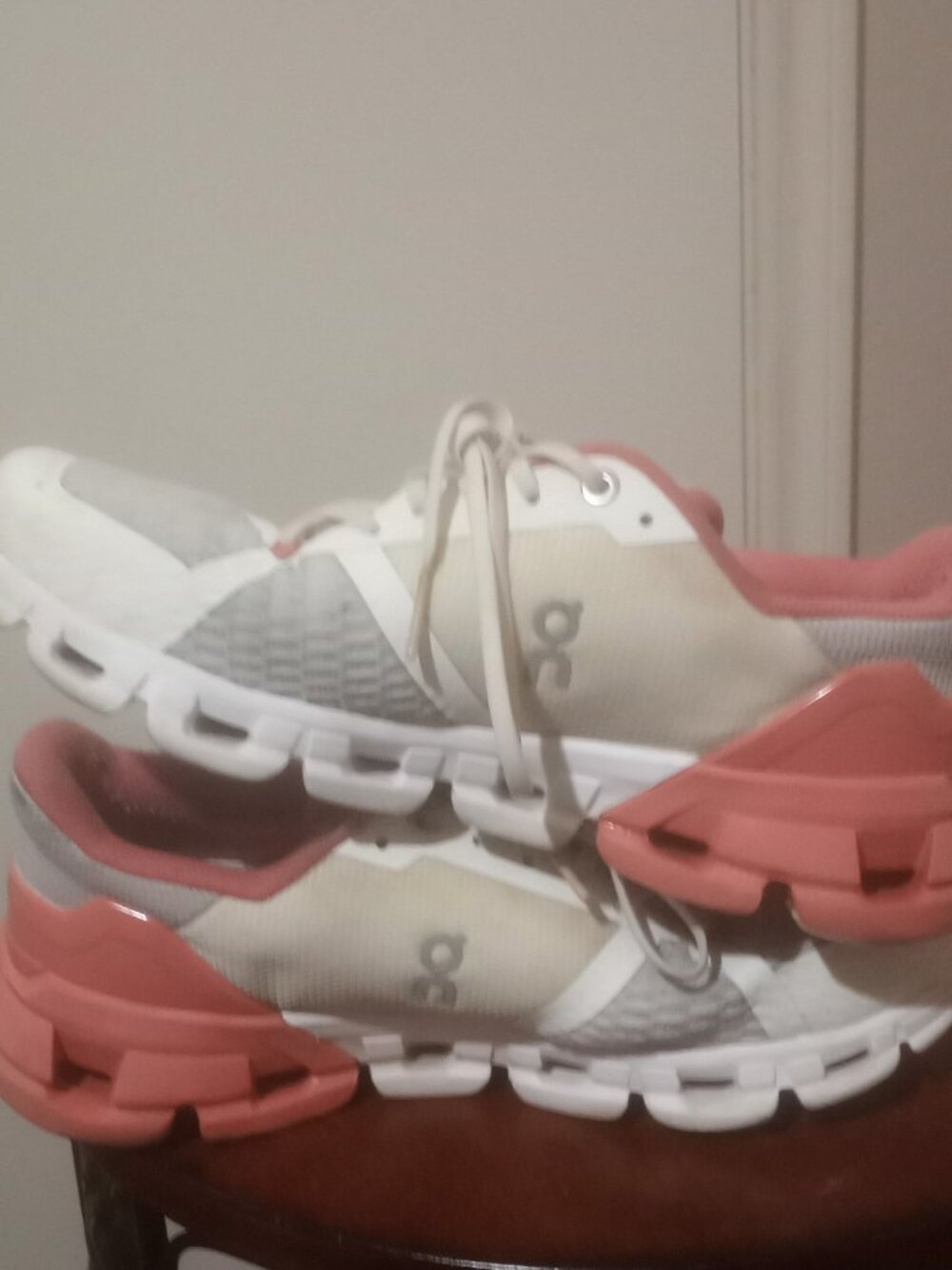 On Cloudflyer Women's Size 7 White Coral Running Shoes Sneakers Comfort - Picture 15 of 15